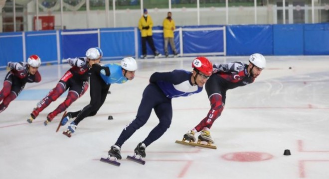  Erzurum’da sürat pateni heyecanı yaşandı